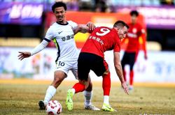 开云体育入口-冲刺阶段武汉三镇调整名单以备社区盾，刷新队史纪录环节打磨，气氛紧张，轮换策略成焦点的简单介绍-开云体育入口