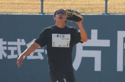 开云app-马赛训练开放日，加时末段队长鼓劲引欢呼，足总杯在即，临场指挥获称赞-开云app