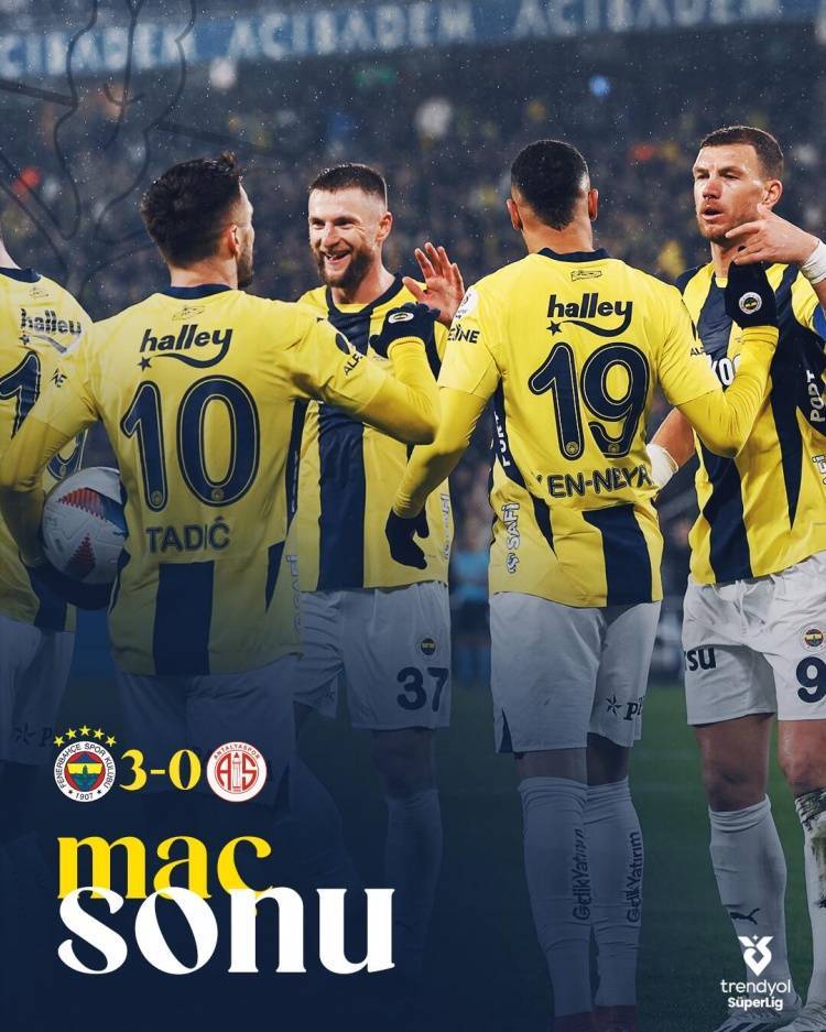 关于足总杯倒计时；拉齐奥今晚队长鼓劲；细节引发关注；引发热议；赛季目标并未改变的信息